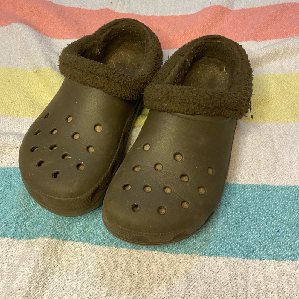 Croc size 8